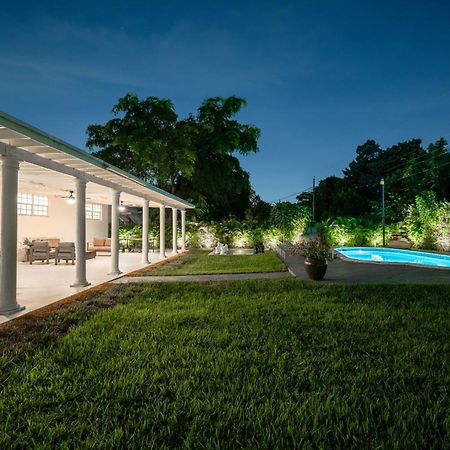 Villa New Tropical Oasis Retreat In Miami Esterno foto