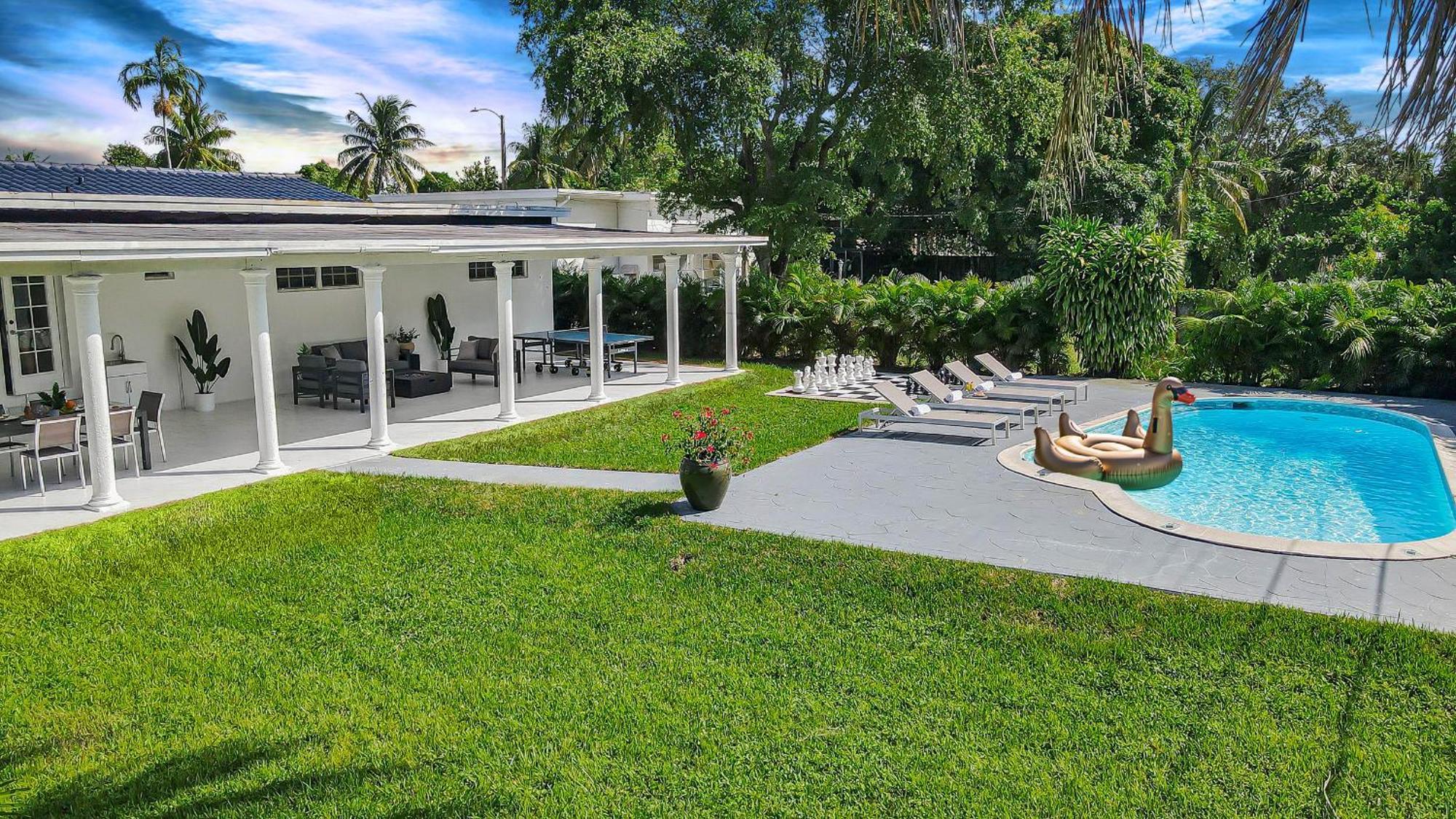 Villa New Tropical Oasis Retreat In Miami Esterno foto