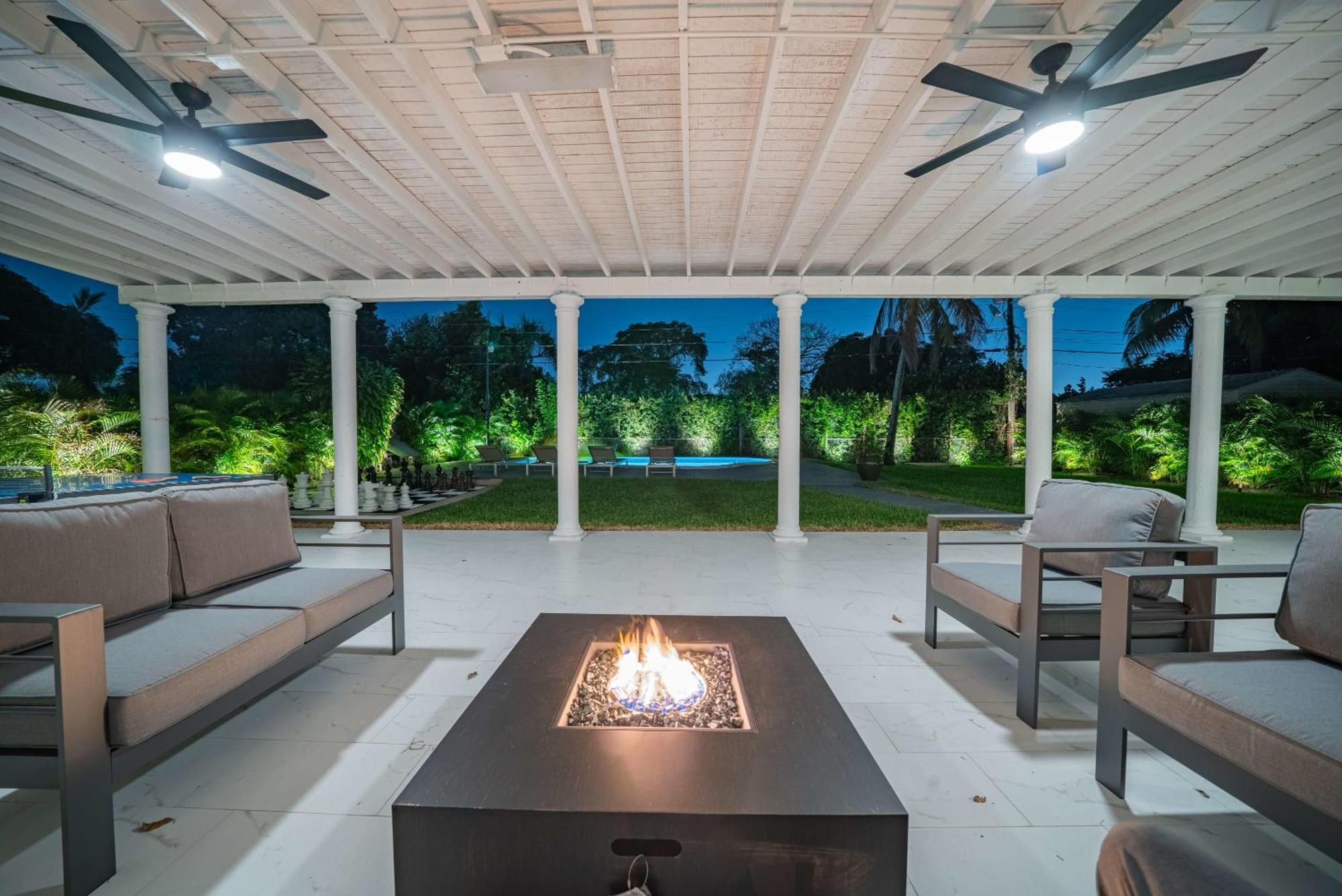 Villa New Tropical Oasis Retreat In Miami Esterno foto